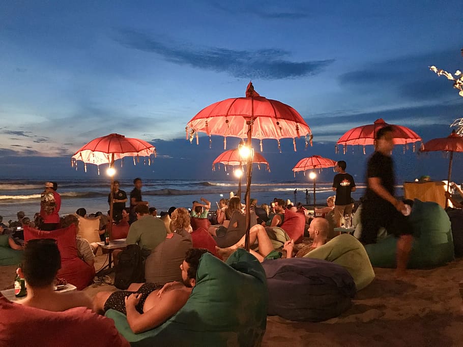 An Entertaining Night In The Isles Of Bali Sandy Beach Trips