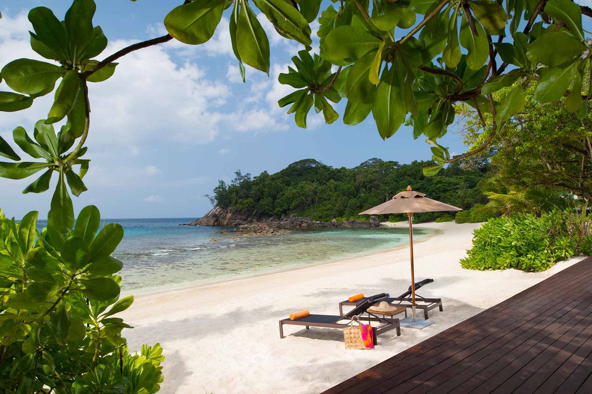 everything-you-need-to-know-about-seychelles-sandy-beach-trips